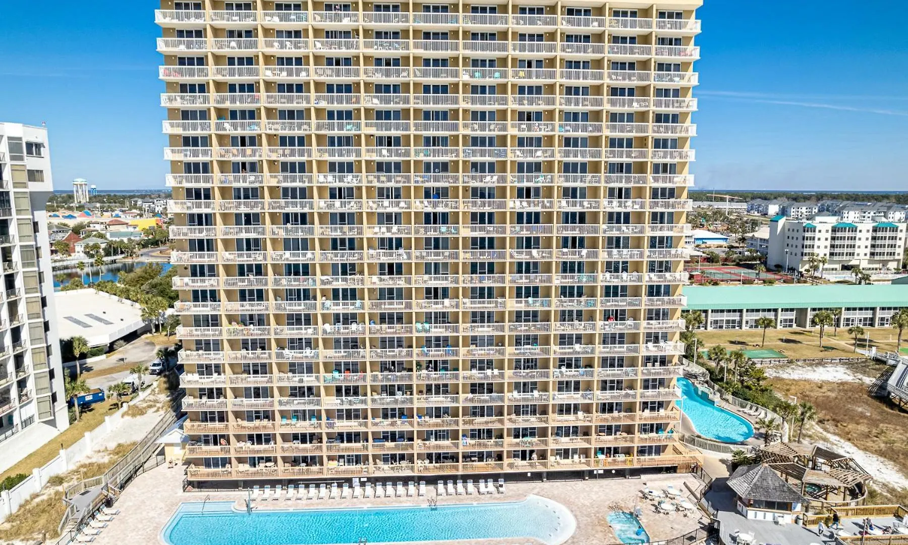 Apartment Sandpiper Cove 8122- By Holiday Isle Properties Destin